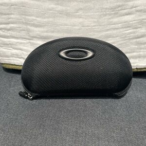 Oakley hard glasses case